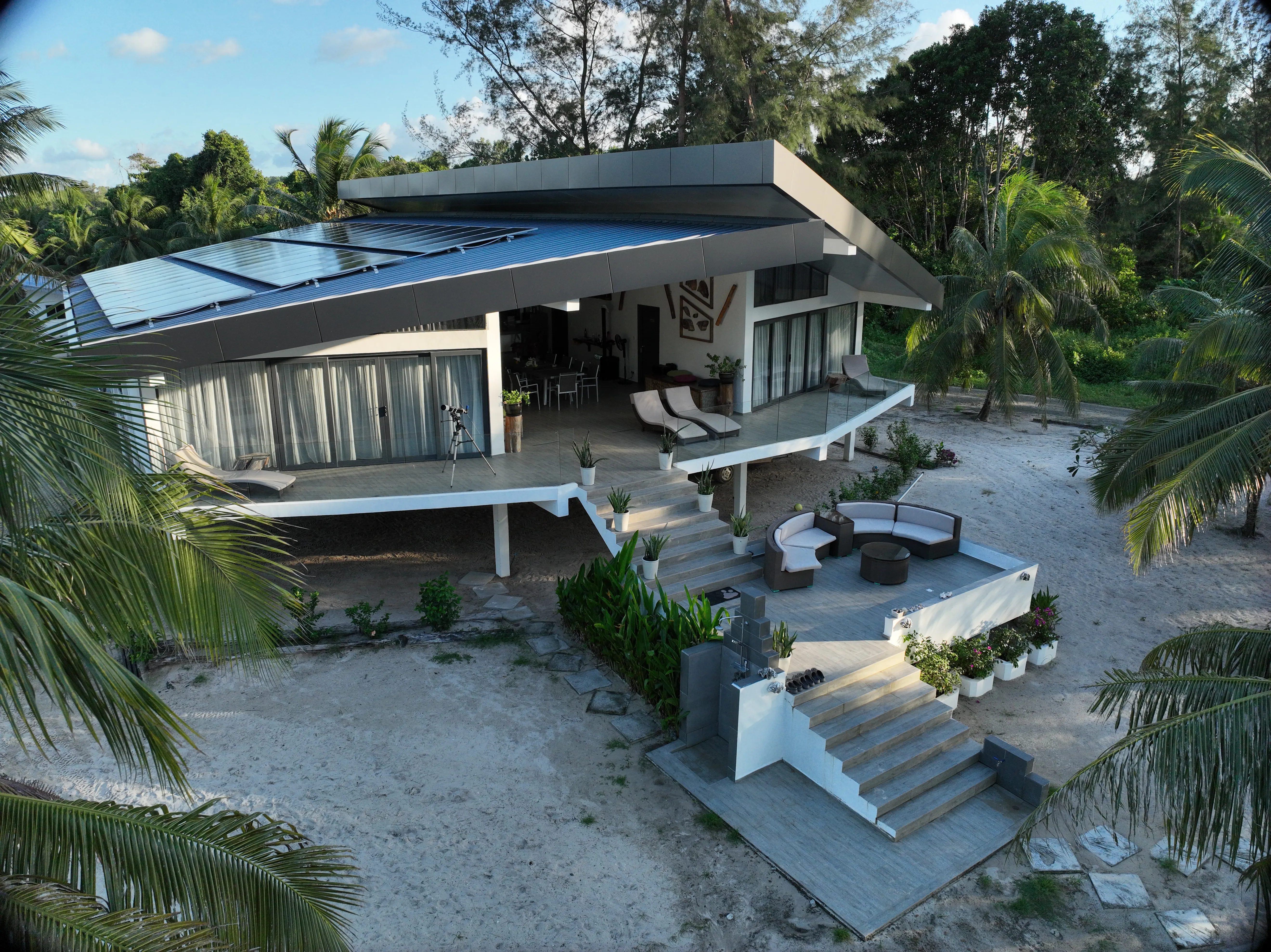 Eagle Bay Retreat Must-See Photo Grand Villa