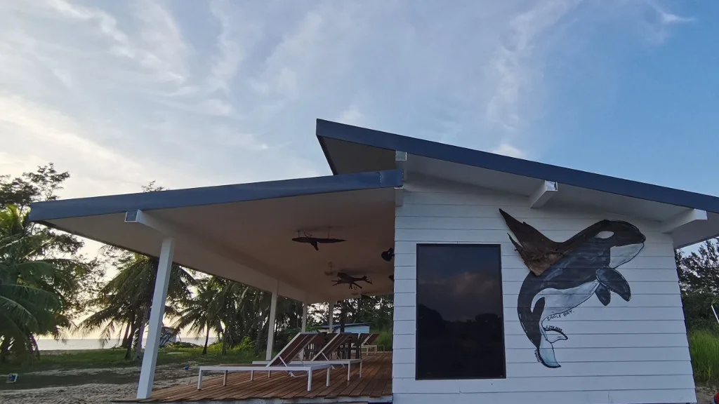 Eagle Bay Retreat Ocean Twin Villa outside view